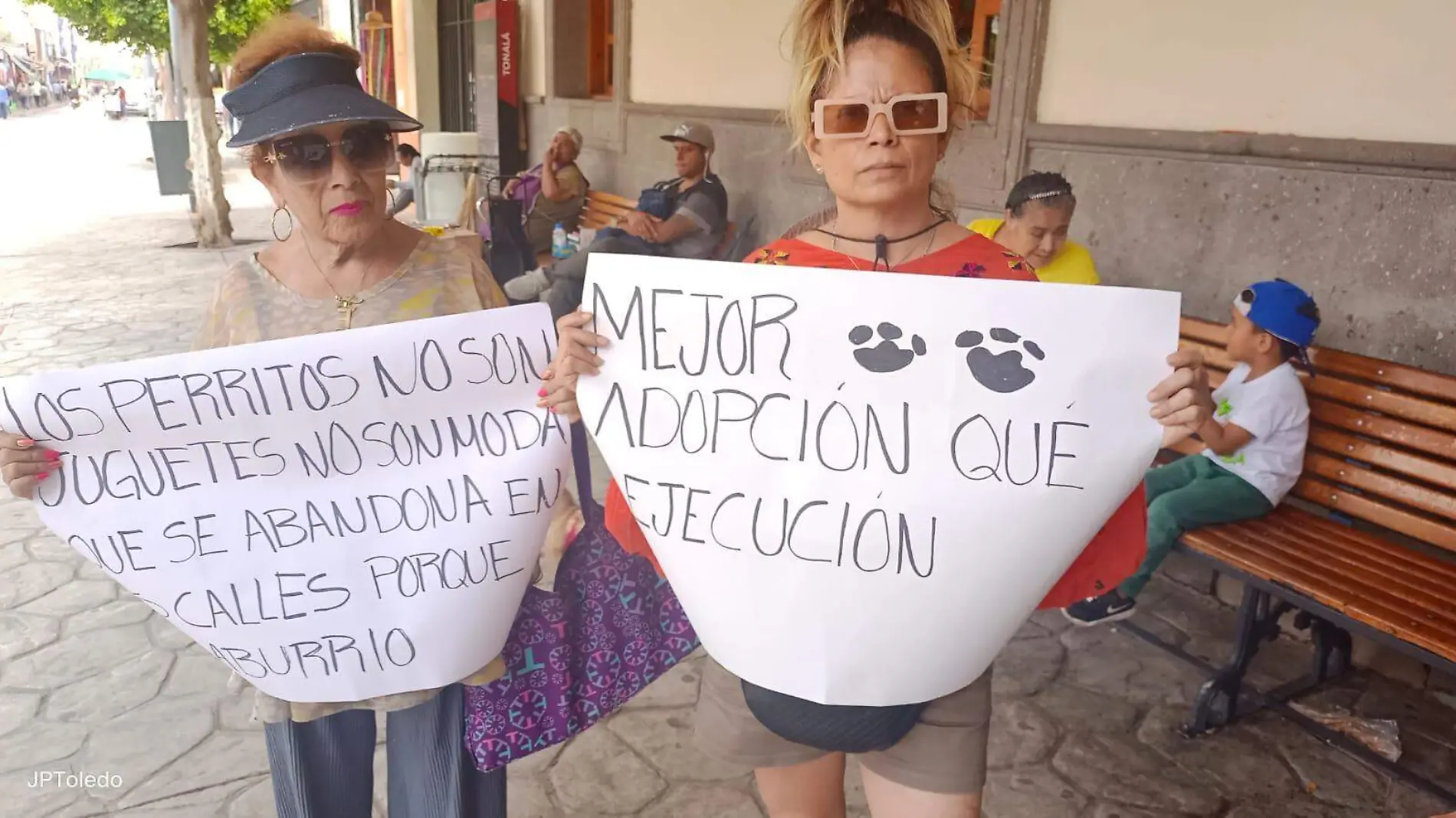 Rescatistas de animales Foto. Juan Pablo Toledo